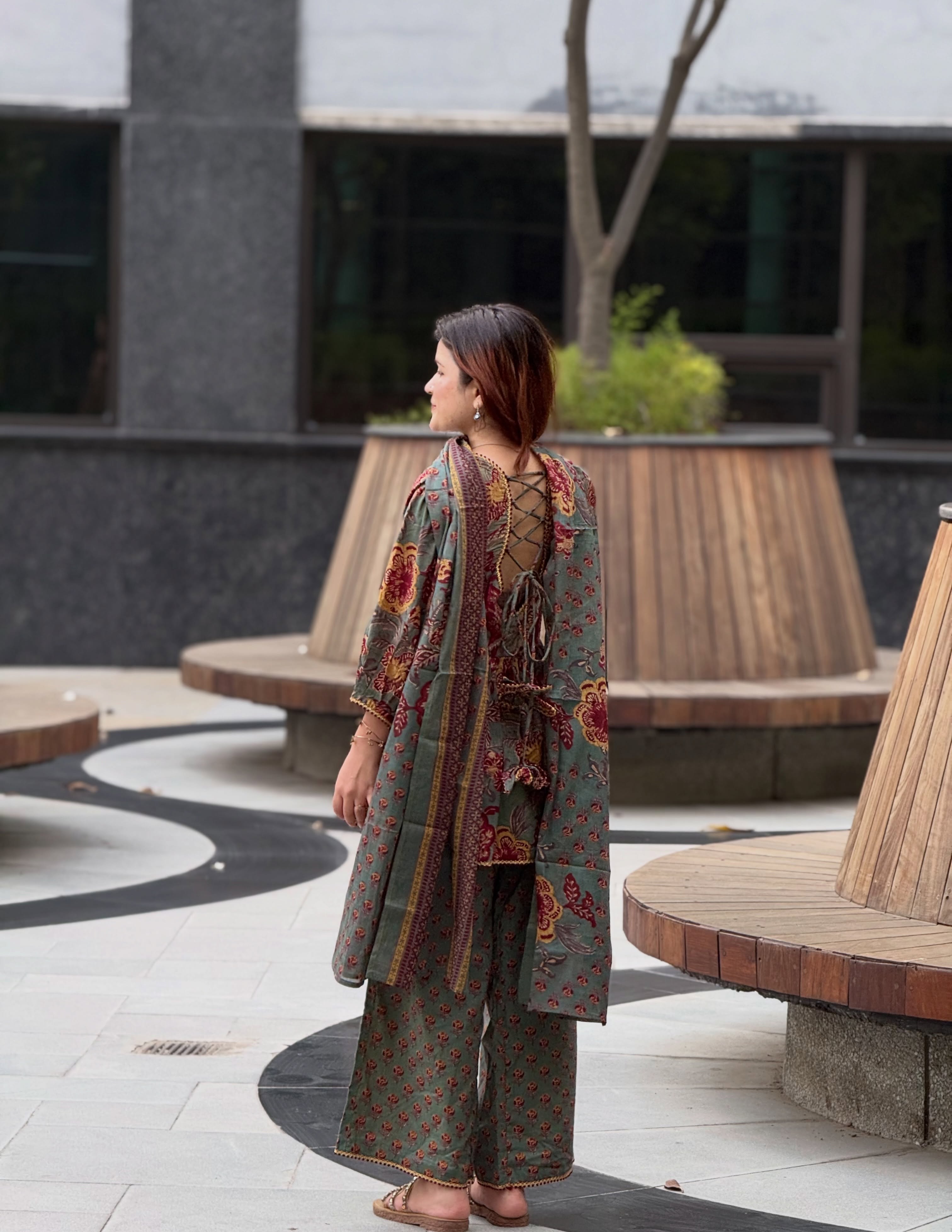 Aarvika Floral Printed Peplum Kurta & Palazzo Set