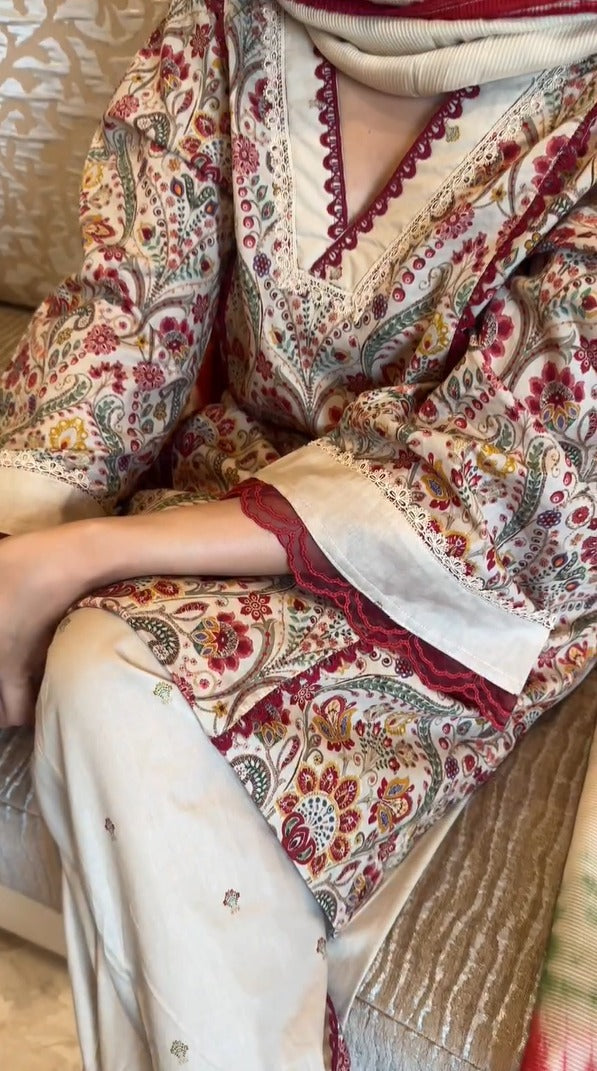 Niya Digital Paisley & Floral Print Cotton Kurta Set