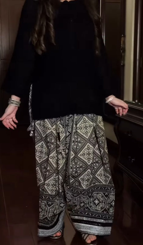 Zarelle Noir Printed Palazzo Co-Ord Set