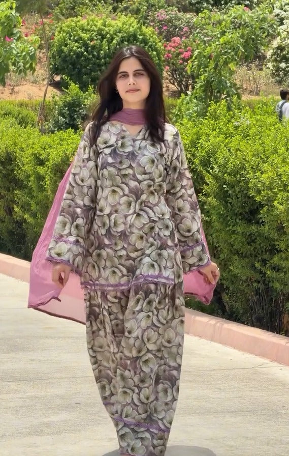 Zunaira Floral Printed Suit Set